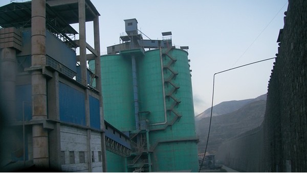 高頻雷達物位計適合應用在水泥行業嗎？