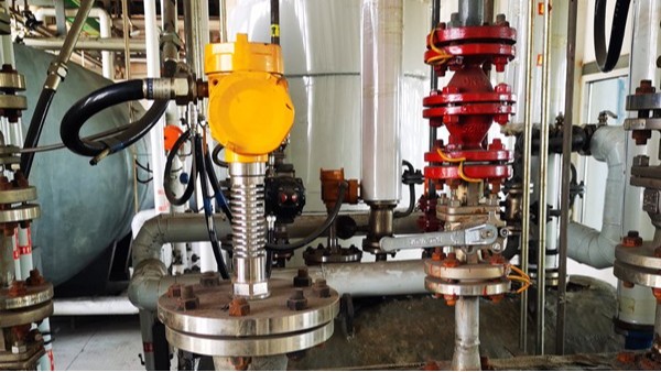 雷達液位計測量環氧乙烷儲罐液位