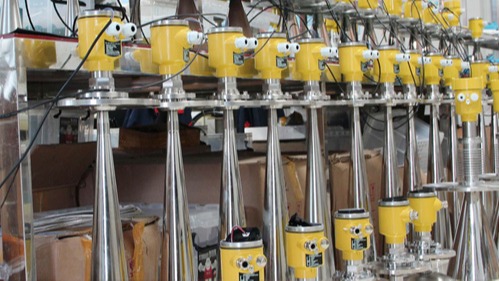 慧博新銳淺析喇叭口式雷達物位計測粉體安裝注意事項