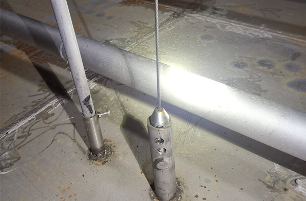 焊接底座固定重錘