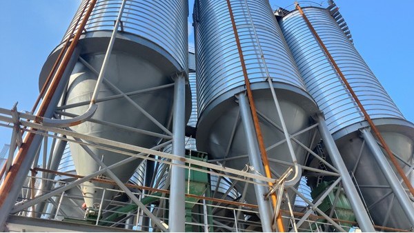 案例分析-80G調頻雷達物位計使用中的問題