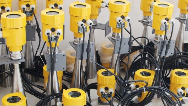 雷達物位計量程選擇對料位檢測效果的影響