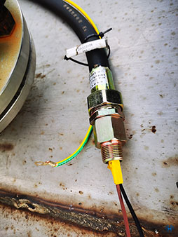 雷達液位計接線端口部分